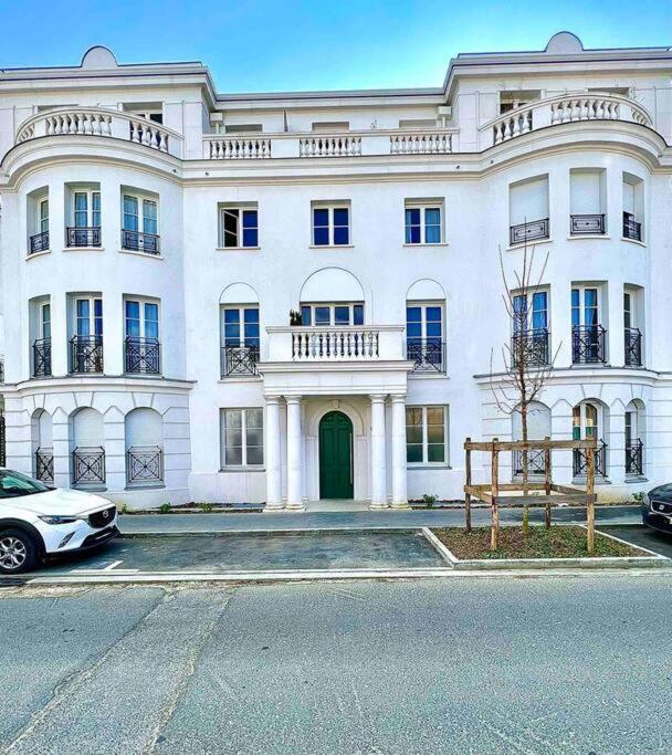 Newwilliam Apartment Serris Luaran gambar